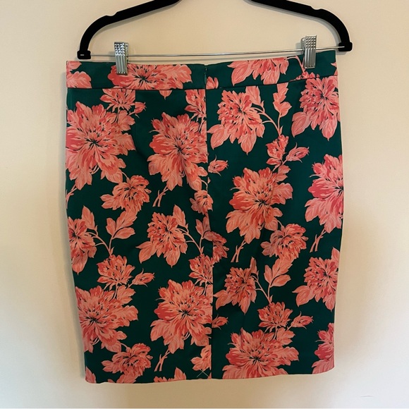 NWT J Crew Floral Pencil Skirt 10 - Picture 2 of 8